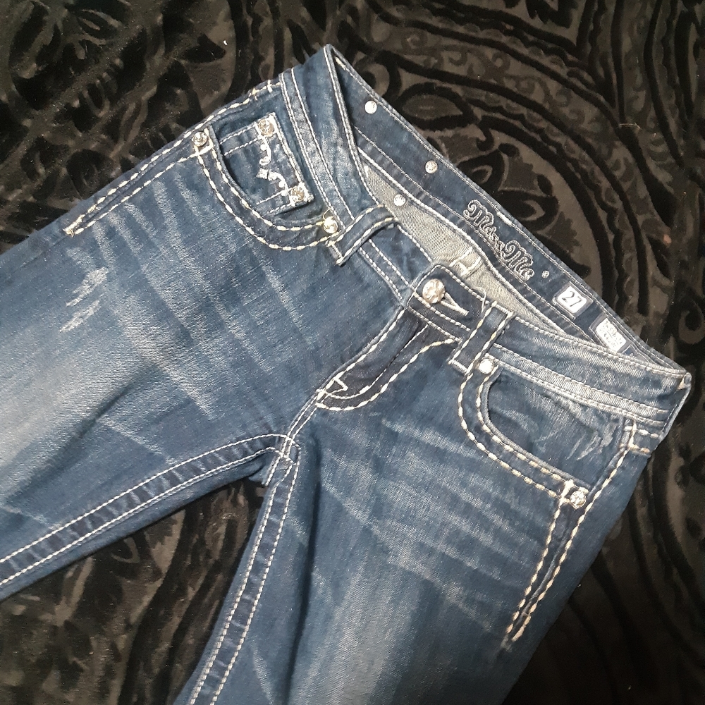 Jeans - Picture 2 of 4
